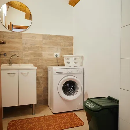 Casa Malu Con Ombrellone E 2 Lettini Porto SantʼElpidio