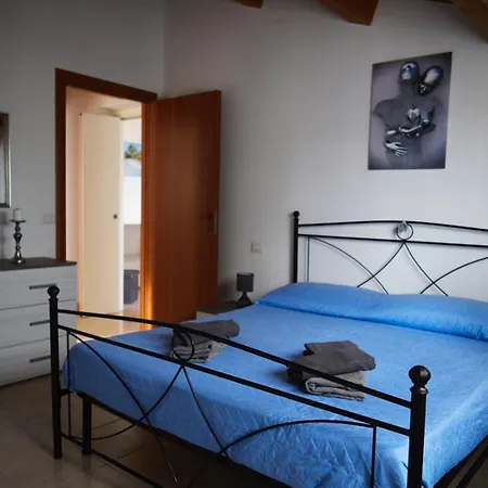 Lägenhet Casa Malu Con Ombrellone E 2 Lettini *