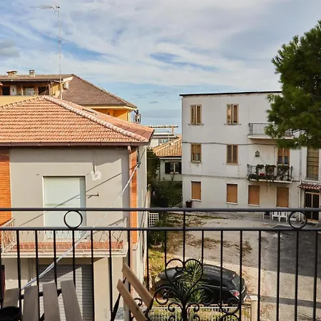 Casa Malu Con Ombrellone E 2 Lettini Porto SantʼElpidio